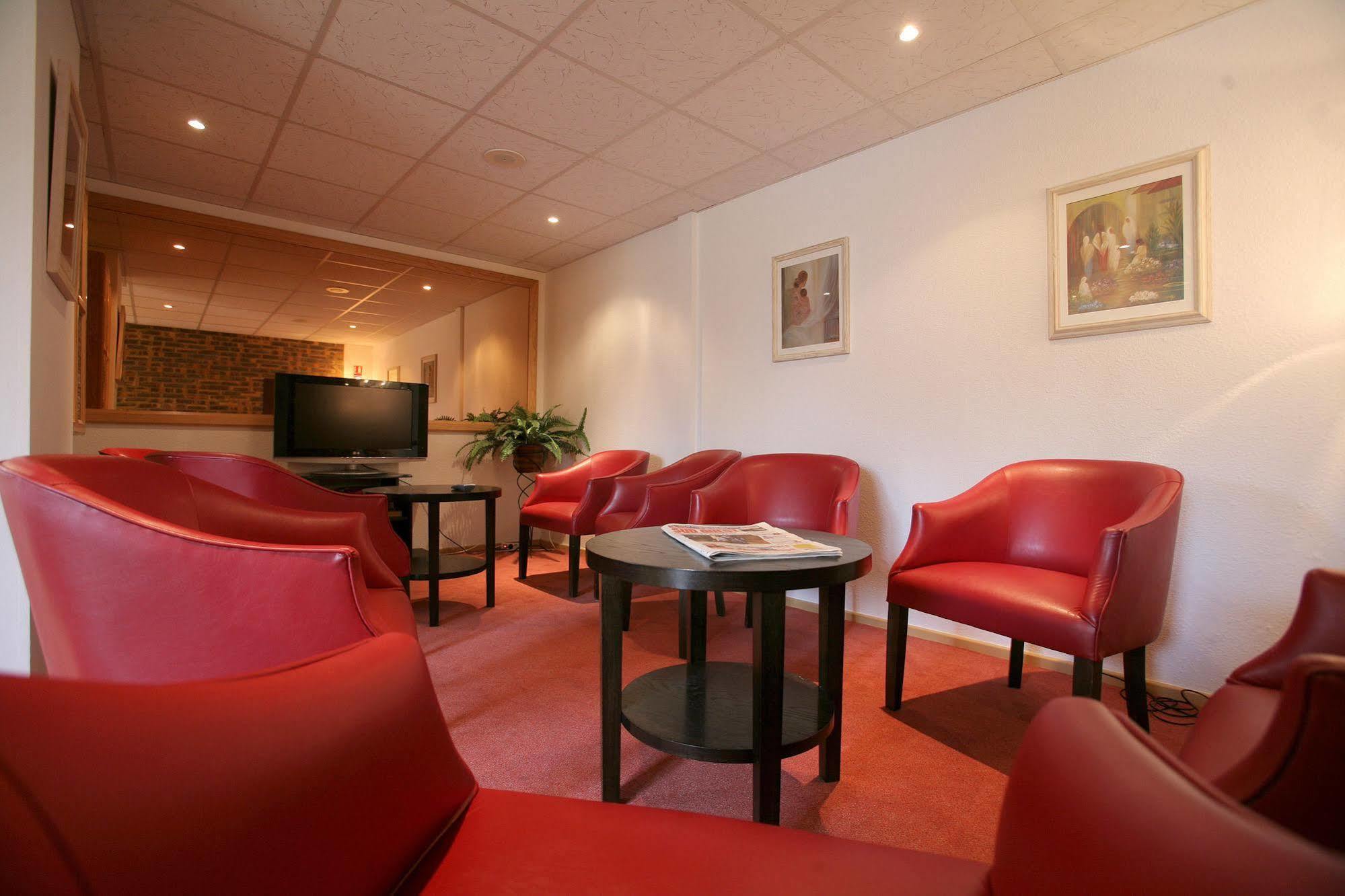 Hotel Le Relais Des Champs Eugenie-les-Bains Exterior photo