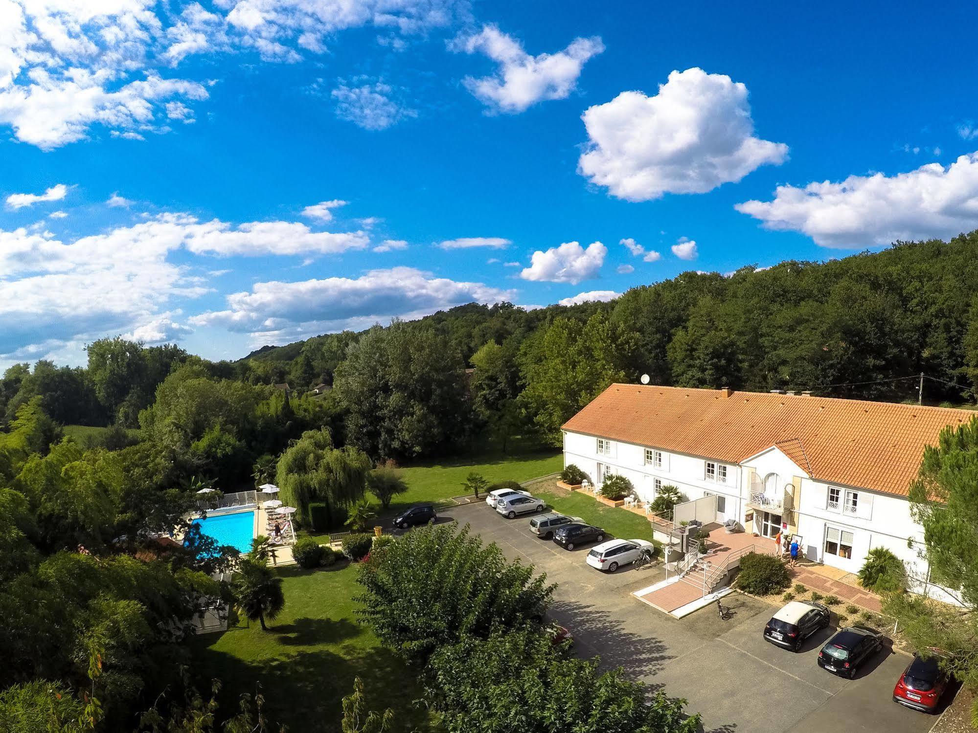 Hotel Le Relais Des Champs Eugenie-les-Bains Exterior photo
